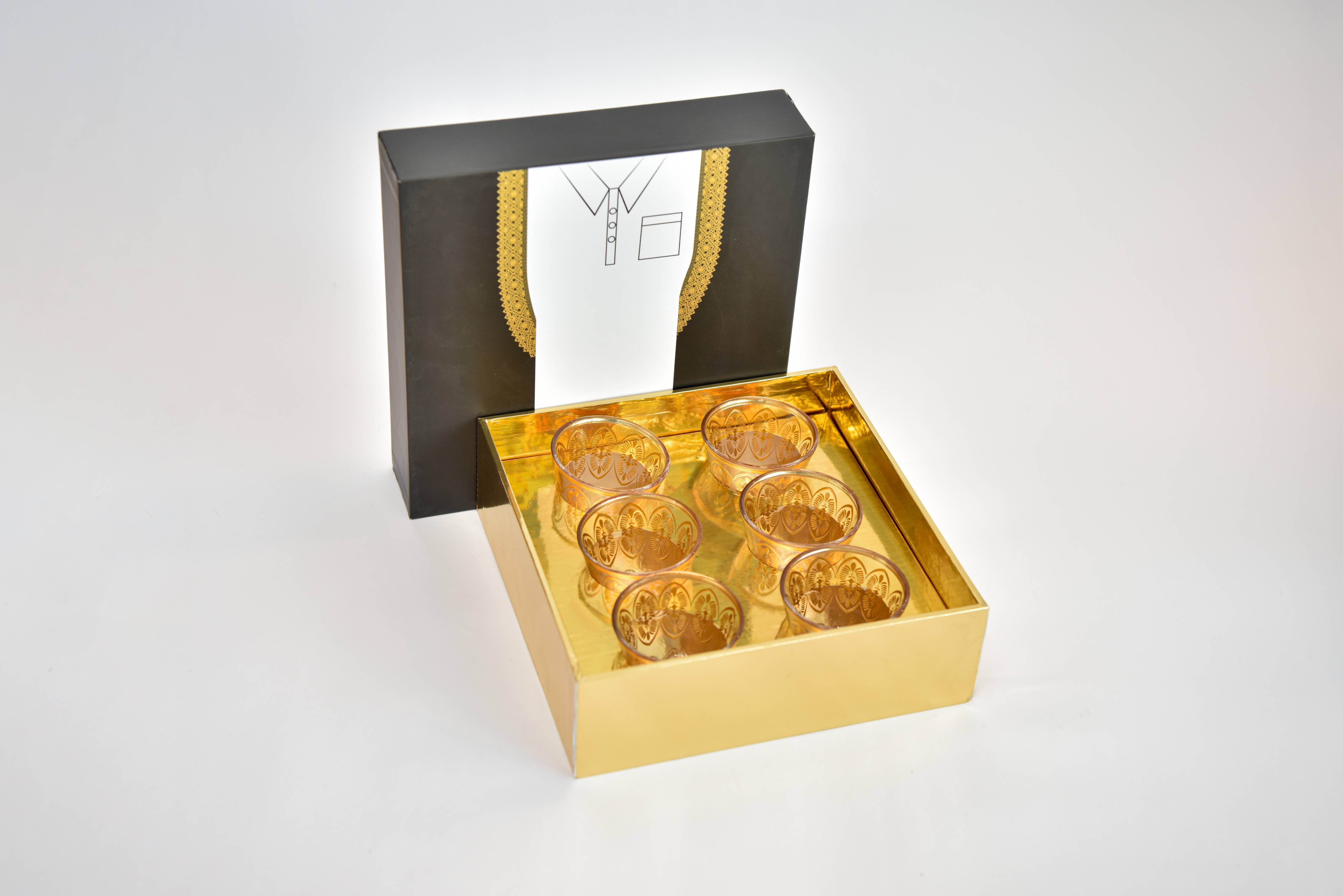 Bisht design gift box, traditional Qatari design- Gifts by fatma