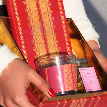 علبة هدايا ثوب النشل | Red - Thobe Nashal Gift Set