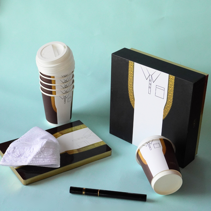 Bisht Giftset, in table notebook, box, cups, and cap in blue table 