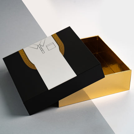 Traditional Black Bisht Gift Box | علبة هدايا البشت